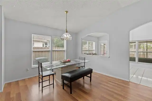 Listing Photo 28