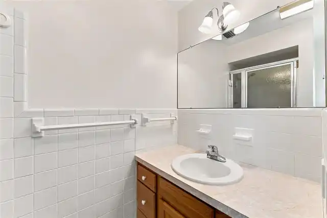 Listing Photo 36