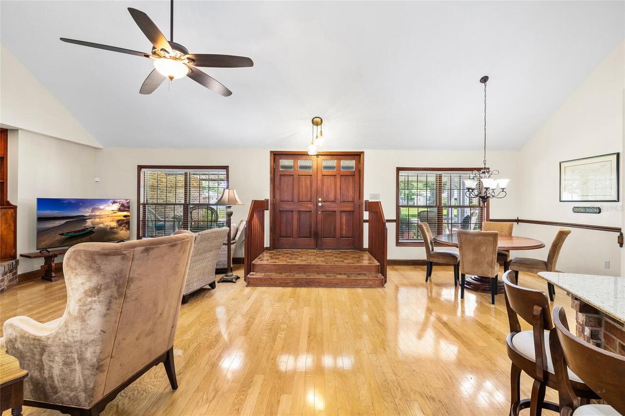 Listing Photo 10