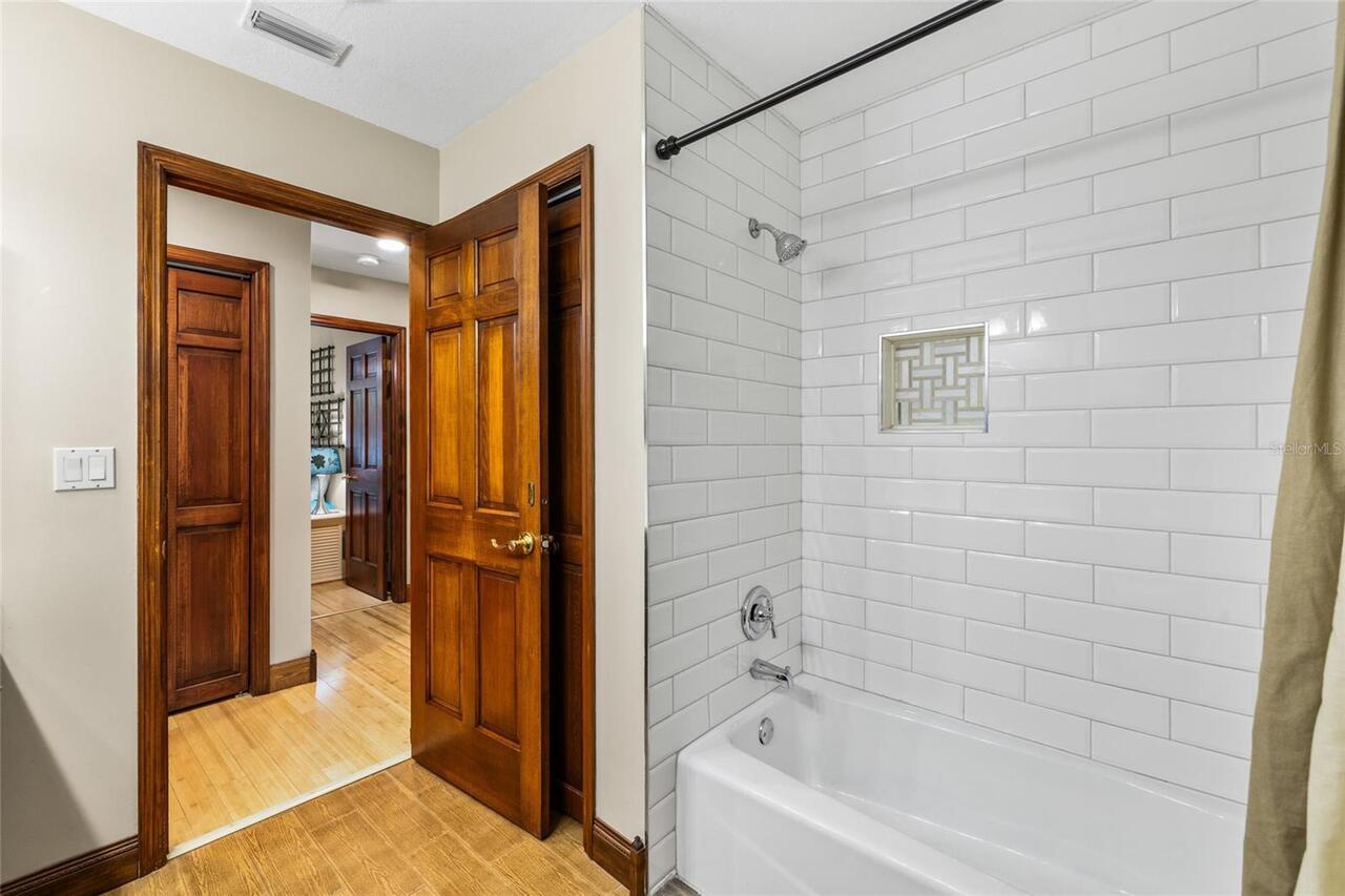 Listing Photo 32