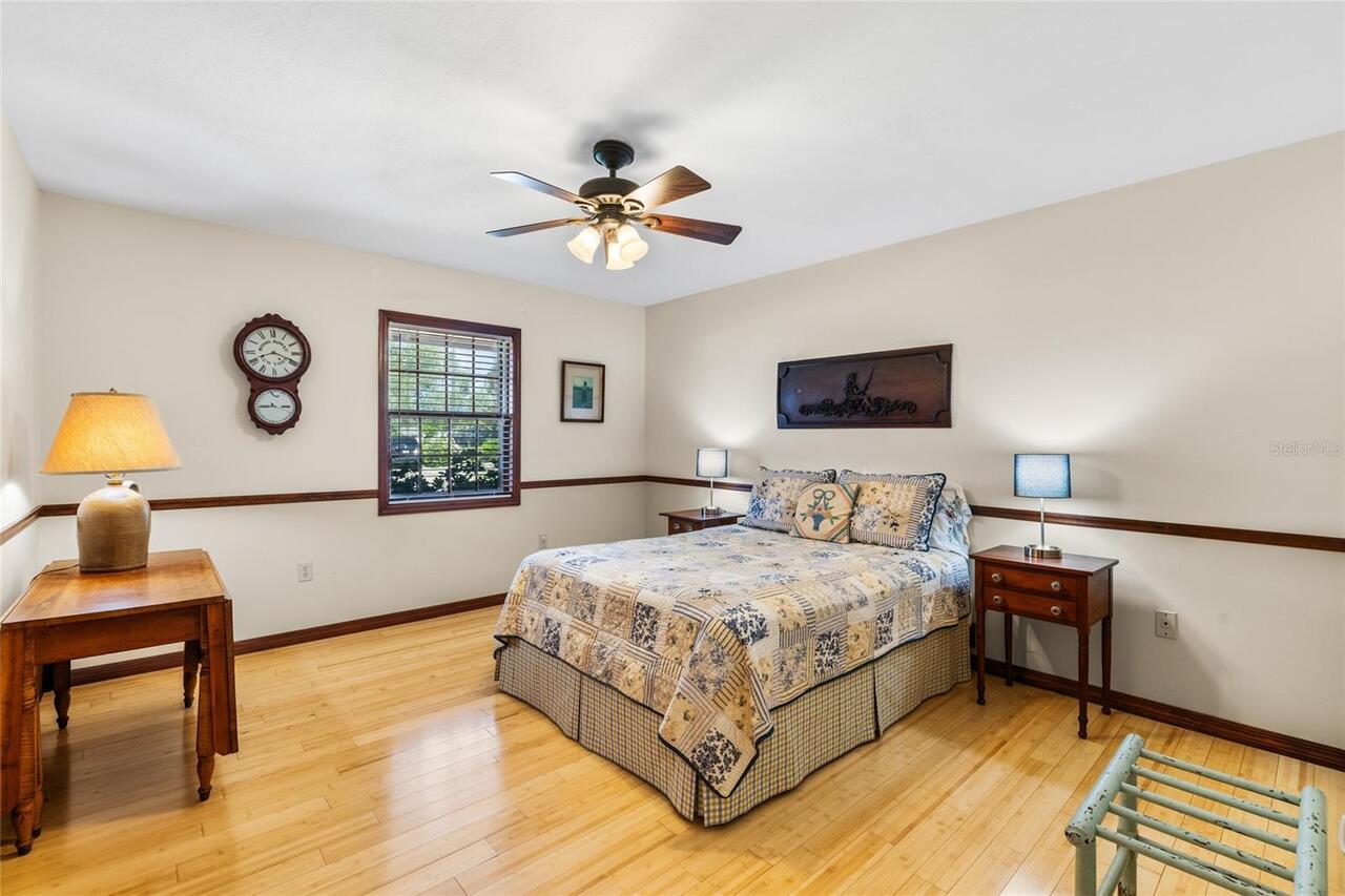 Listing Photo 33