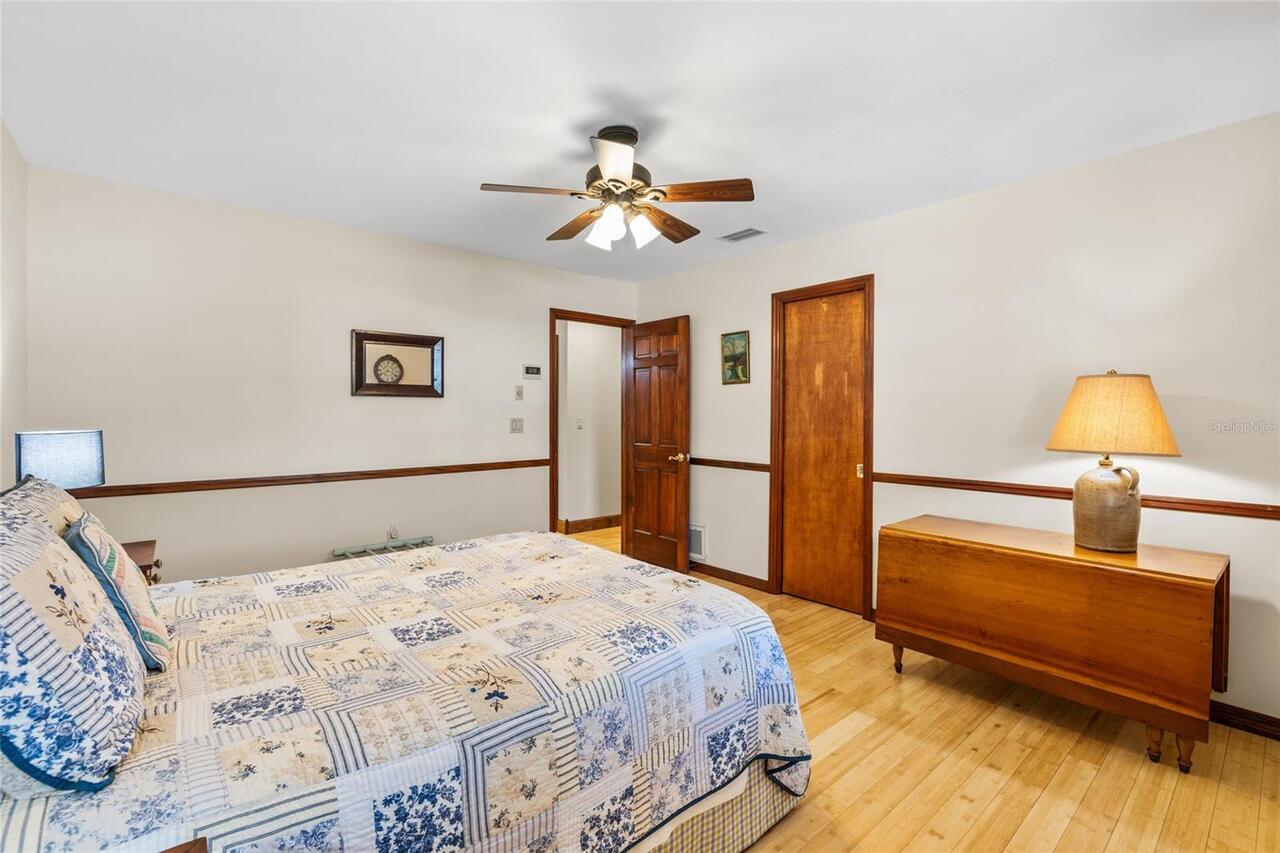 Listing Photo 34