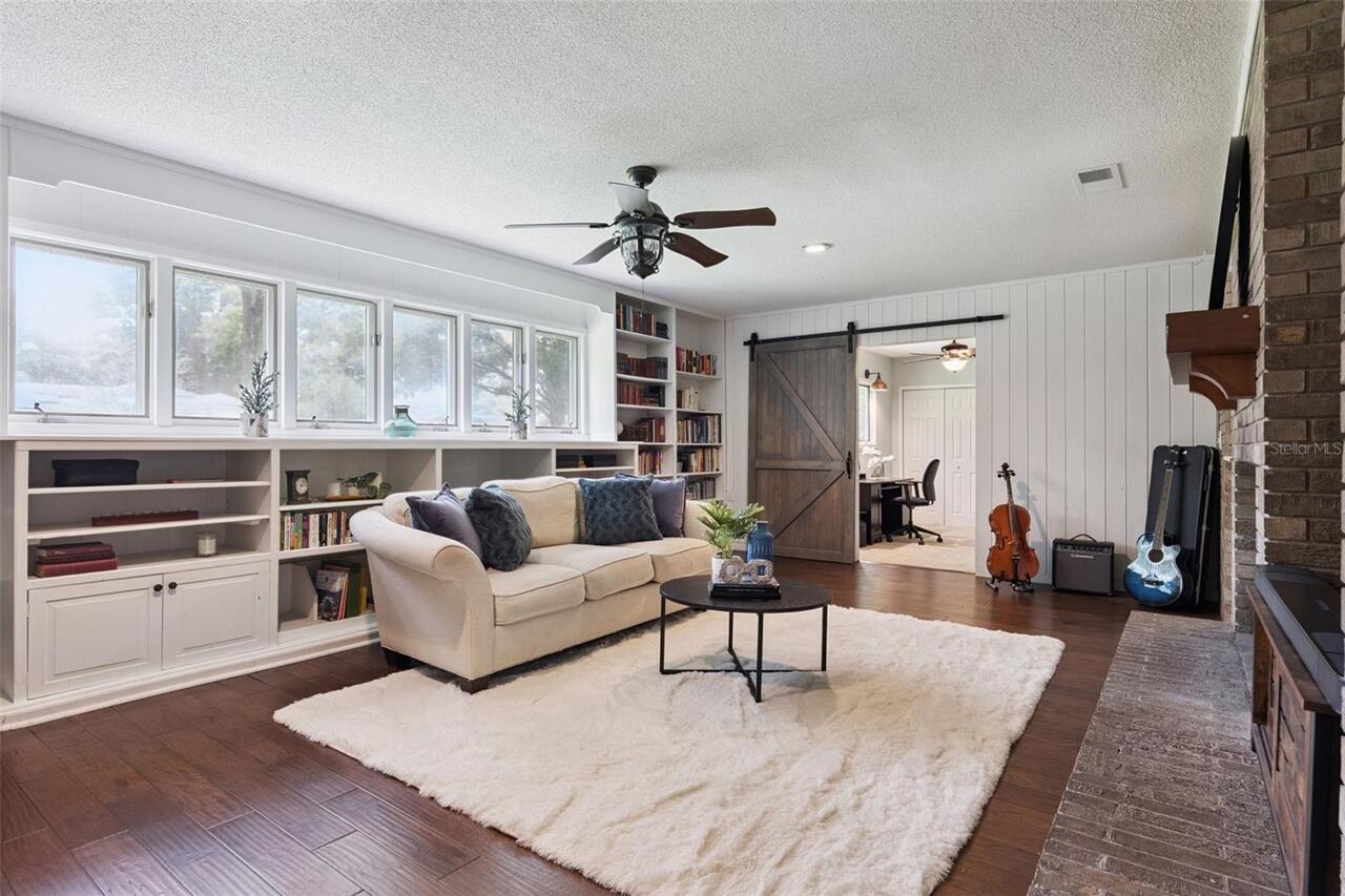 Listing Photo 16
