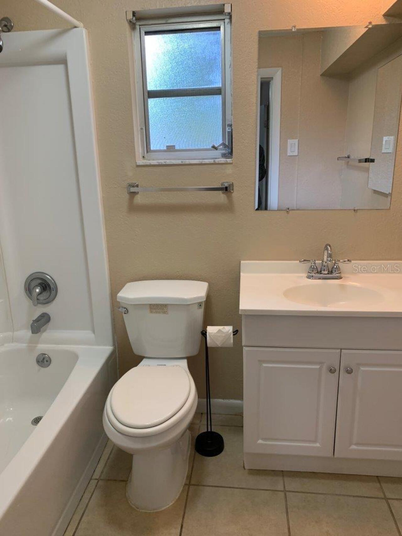 Listing Photo 10