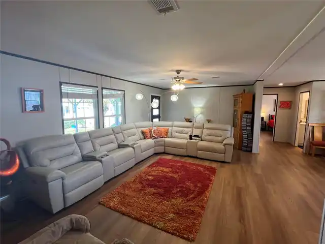 Listing Photo 17