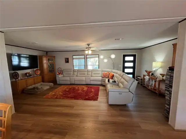 Listing Photo 23