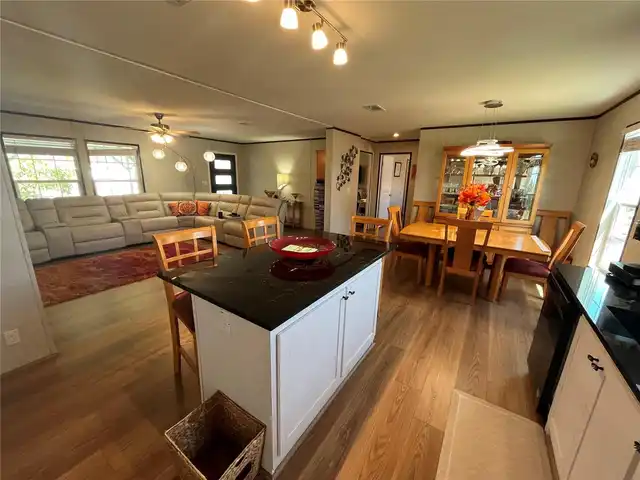 Listing Photo 27