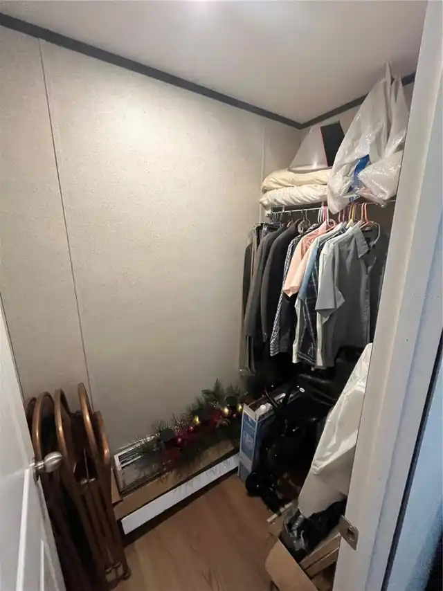 Listing Photo 34