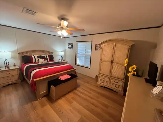 Listing Photo 44