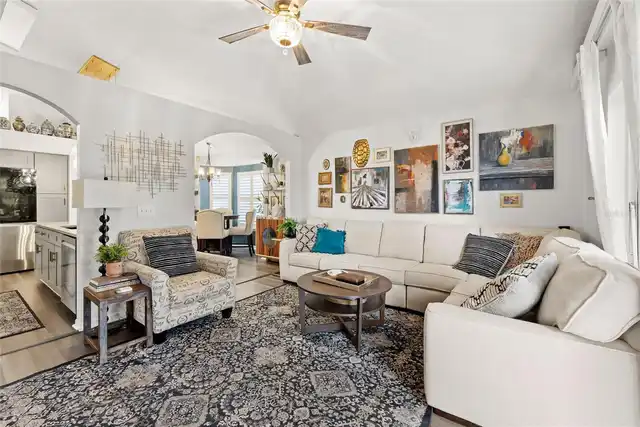 Listing Photo 6