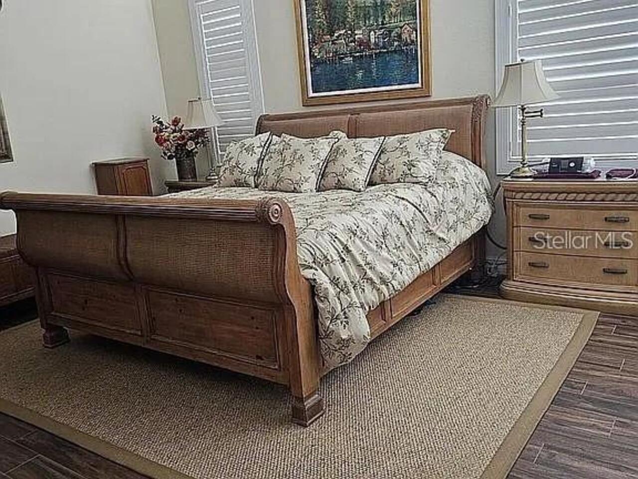 Listing Photo 8