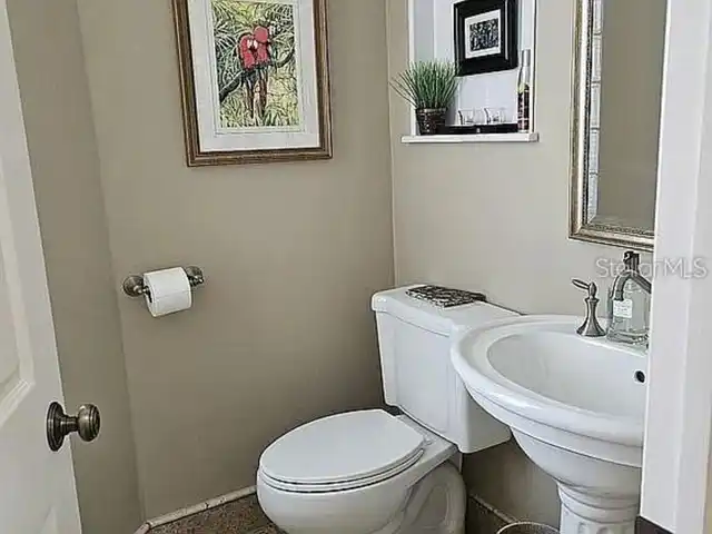 Listing Photo 17