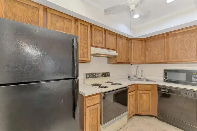 Listing Photo 22