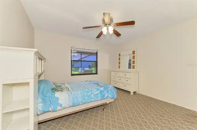 Listing Photo 33