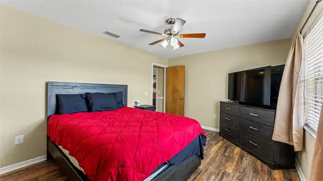 Listing Photo 27