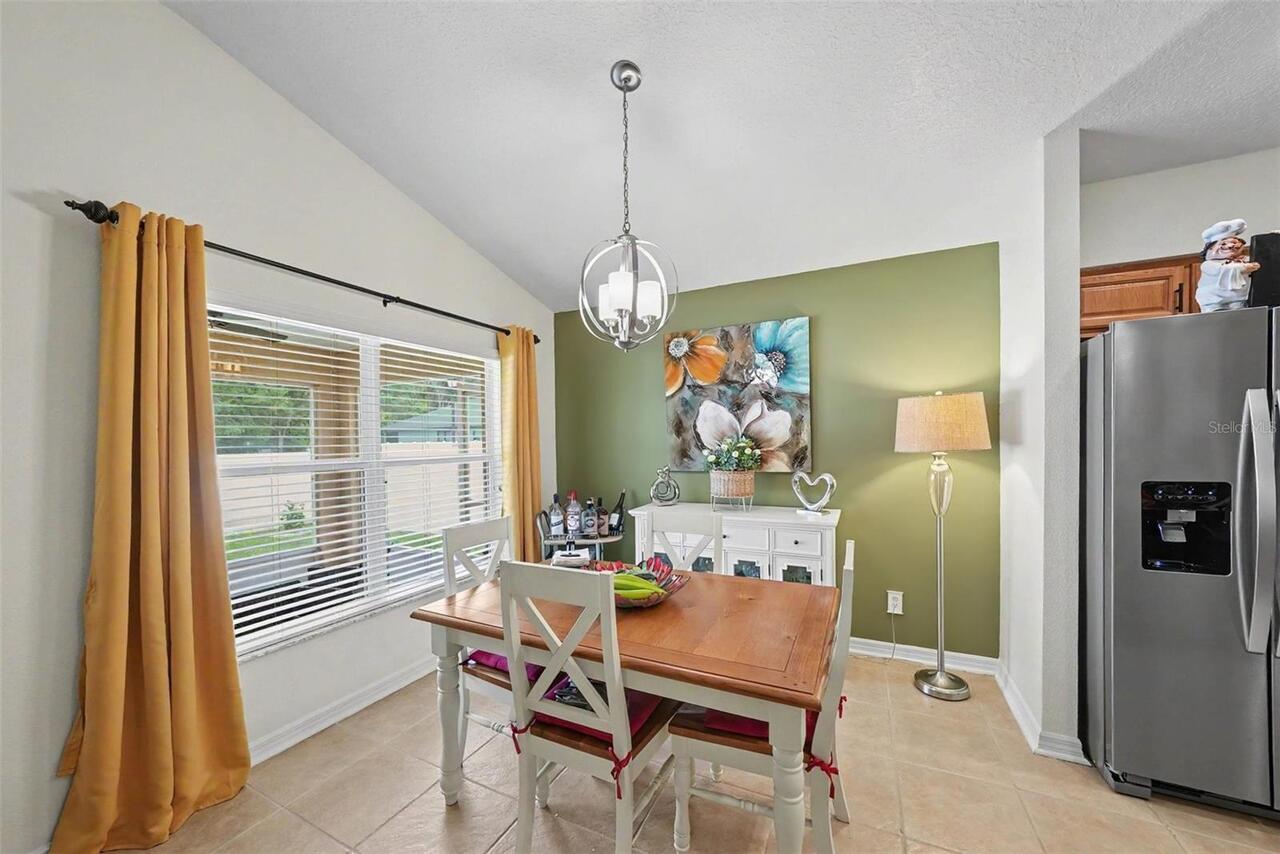 Listing Photo 14