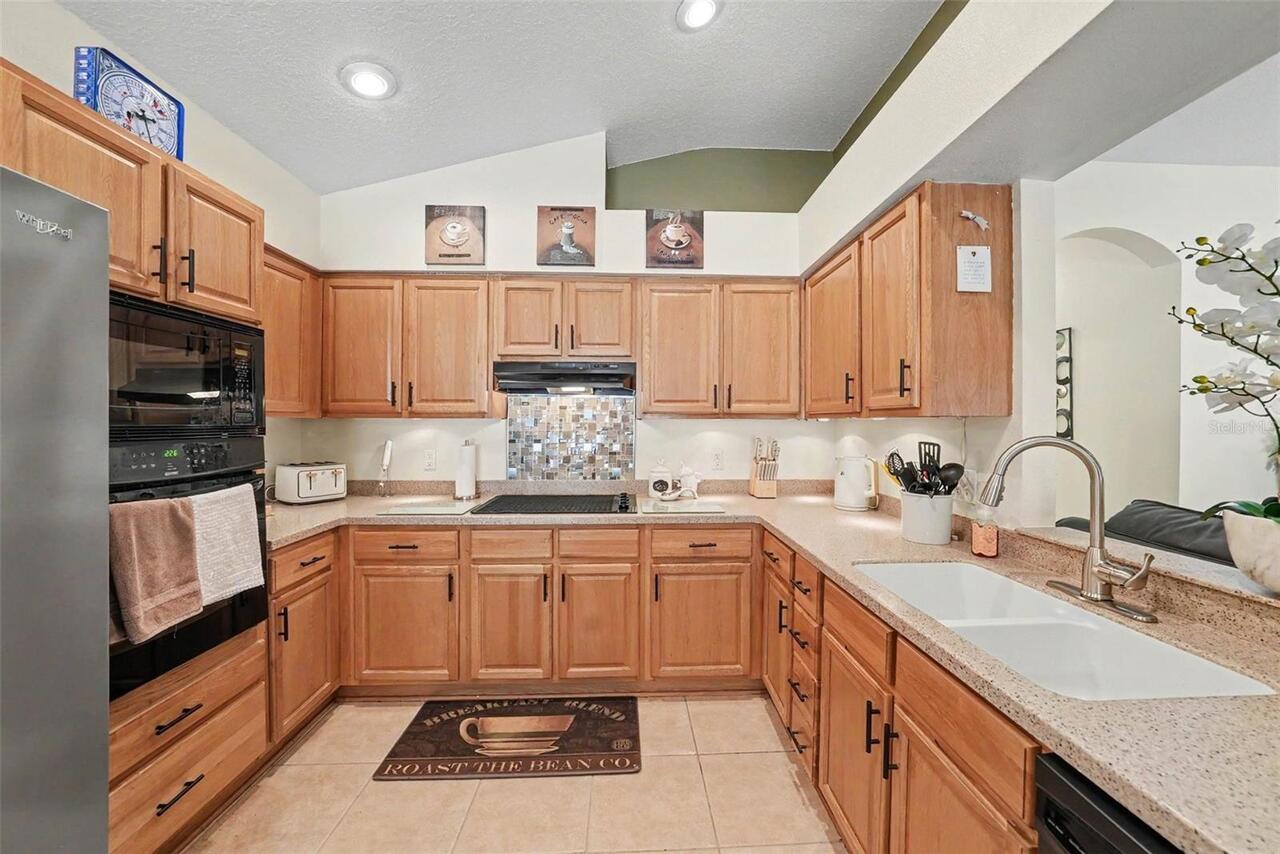 Listing Photo 17