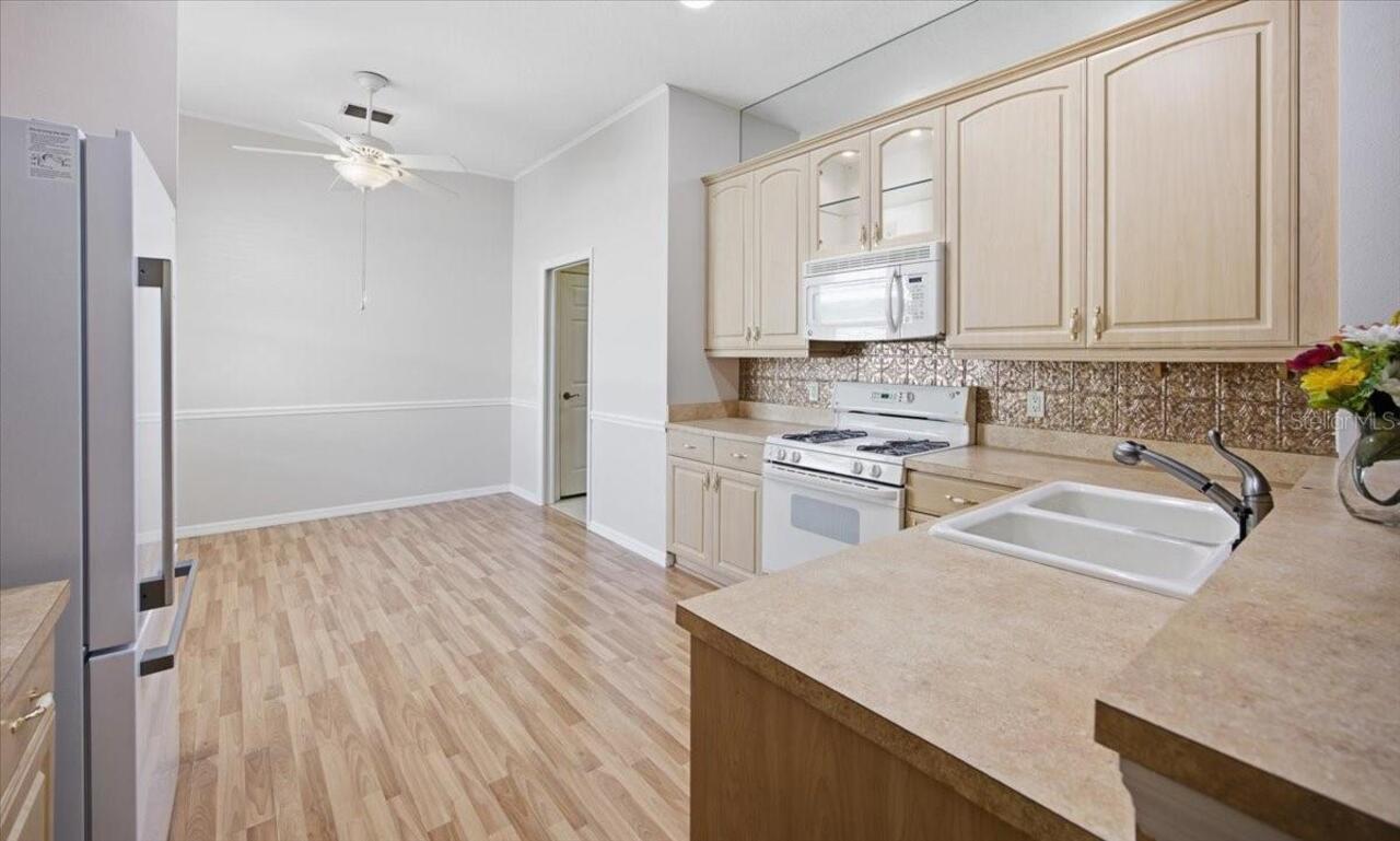 Listing Photo 18