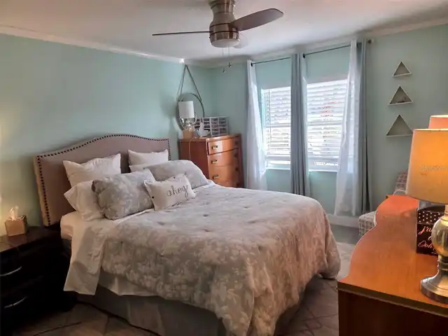 Listing Photo 18