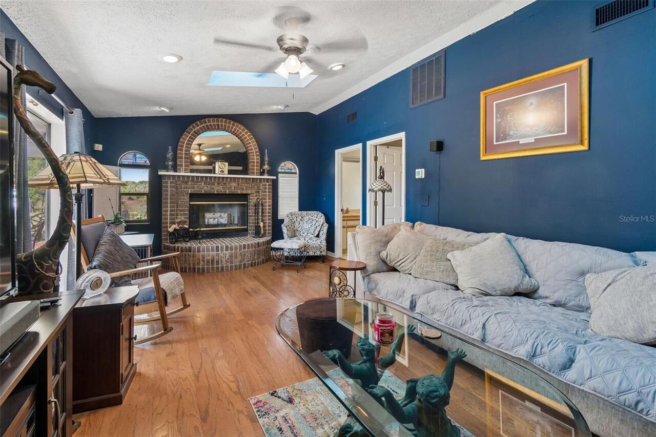 Listing Photo 32