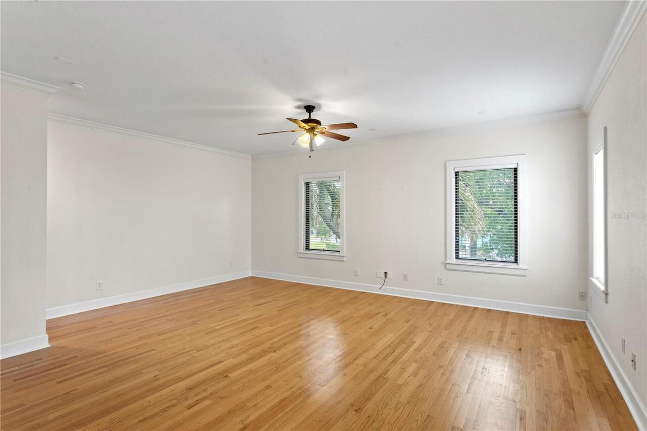 Listing Photo 25