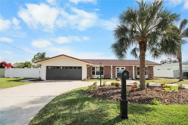 Largo Real Estate