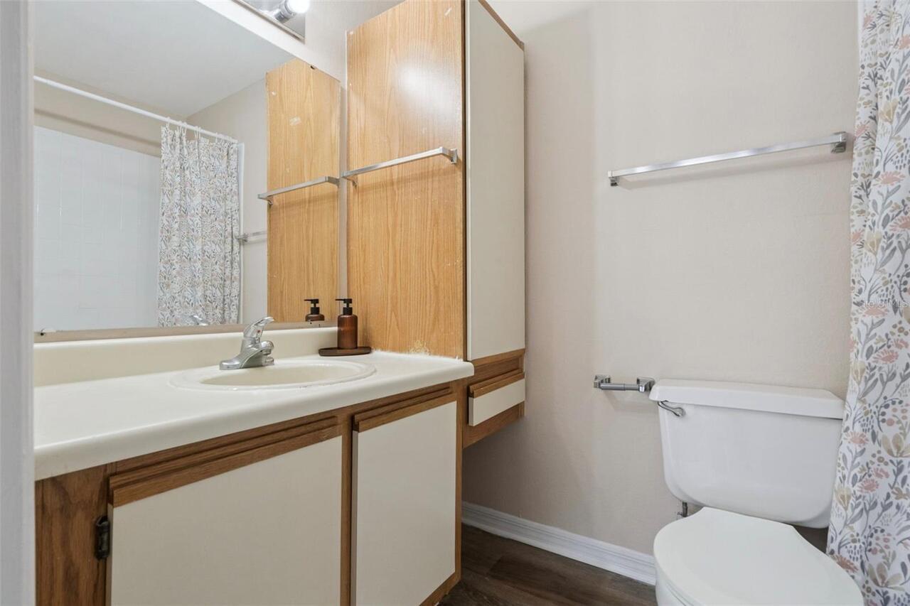 Listing Photo 17