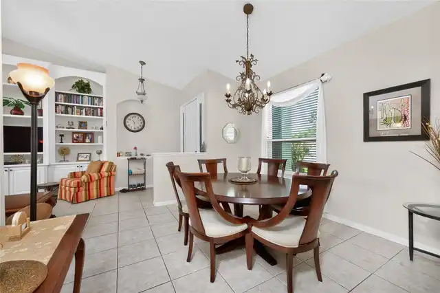 Listing Photo 7