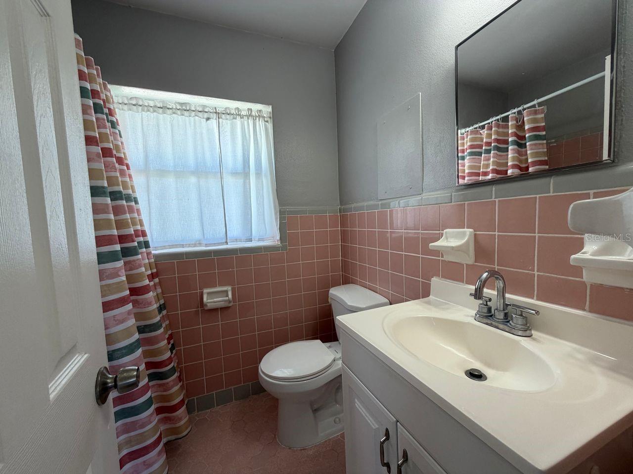 Listing Photo 11