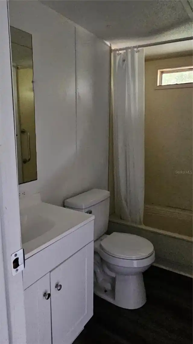 Listing Photo 7