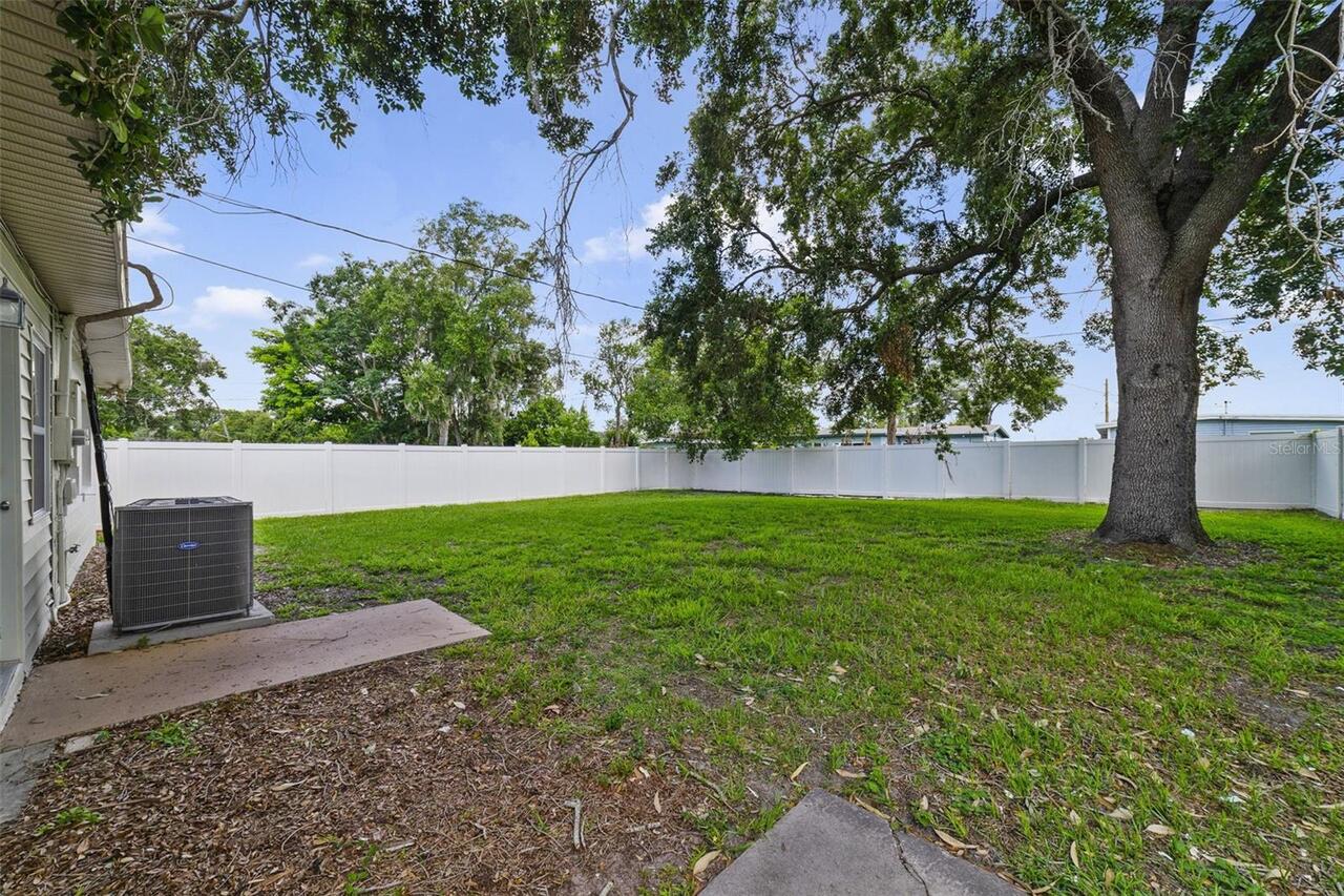 Listing Photo 17