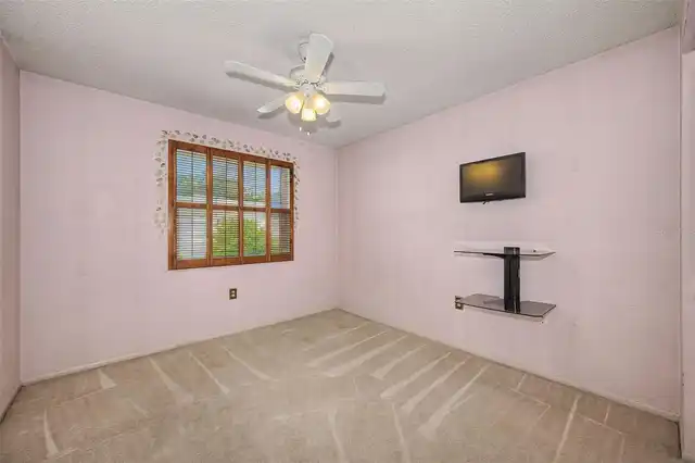 Listing Photo 37