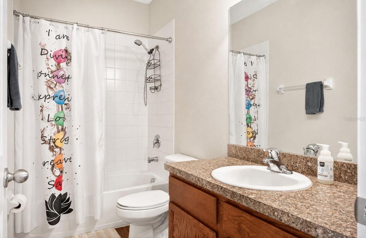 Listing Photo 17
