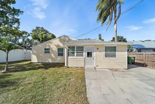 Listing Photo 5