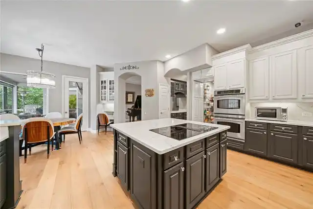 Listing Photo 18