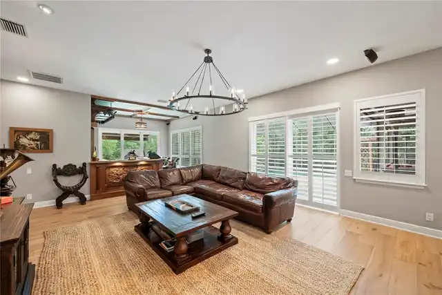 Listing Photo 23