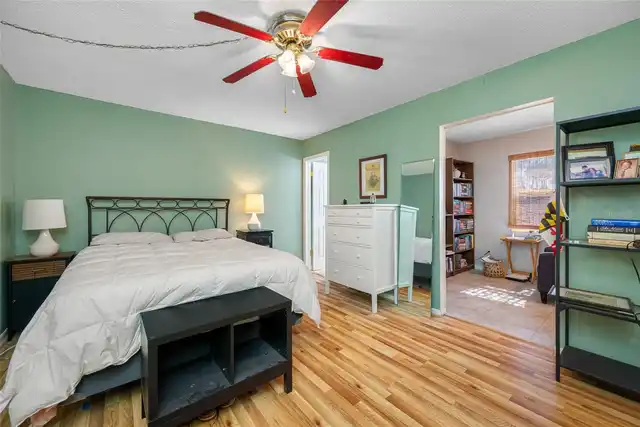 Listing Photo 18