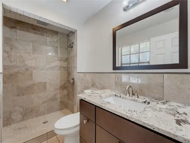 Listing Photo 35