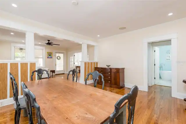 Listing Photo 12