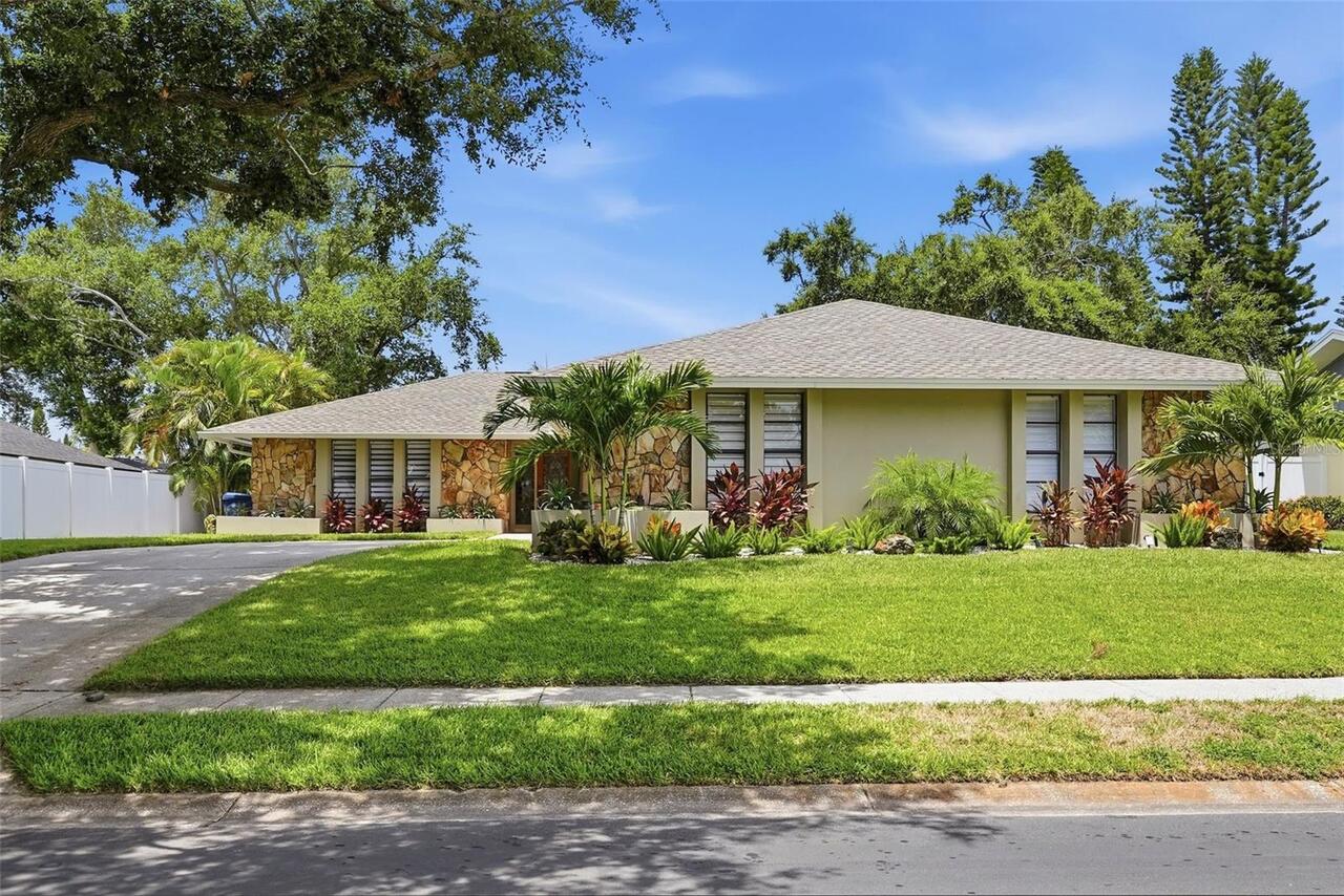 Largo Real Estate