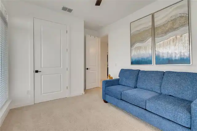 Listing Photo 17
