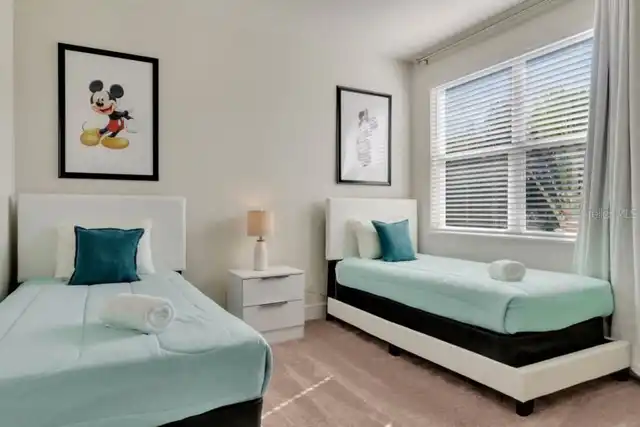 Listing Photo 9