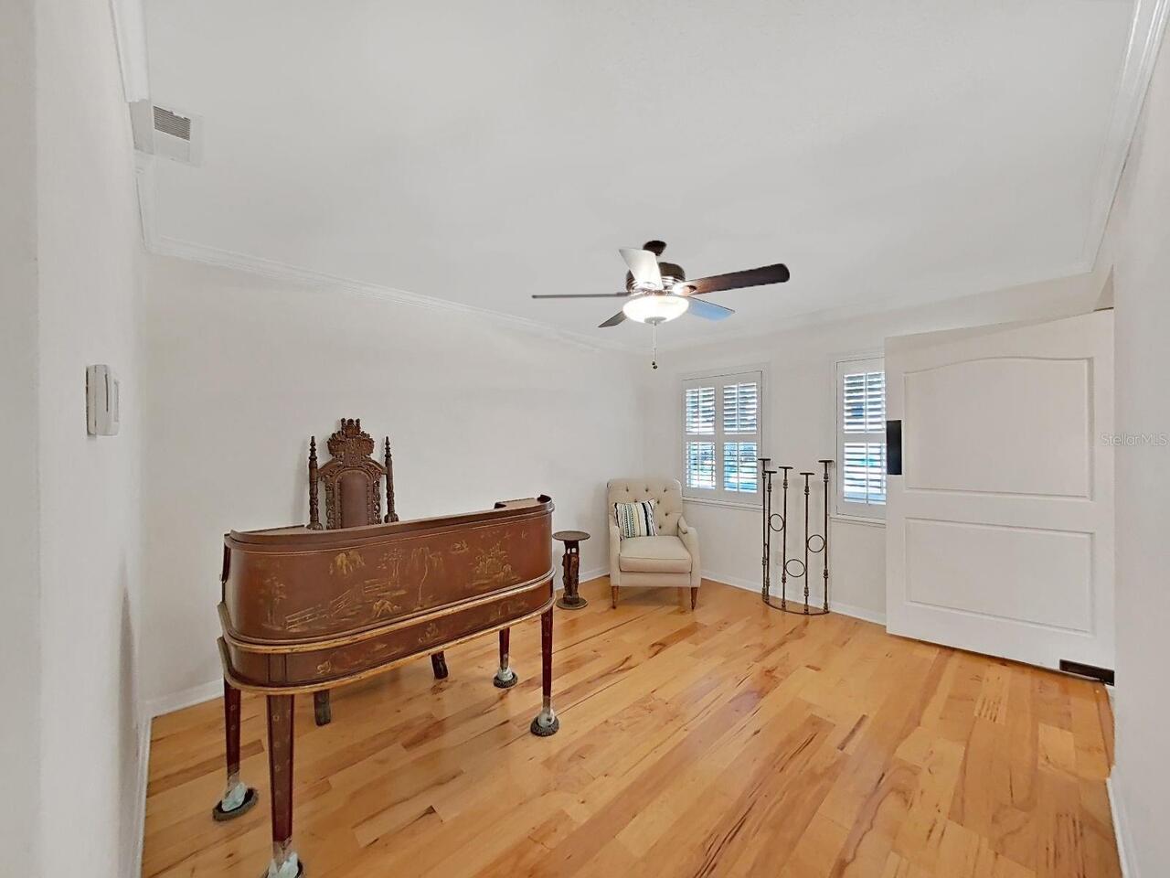 Listing Photo 23