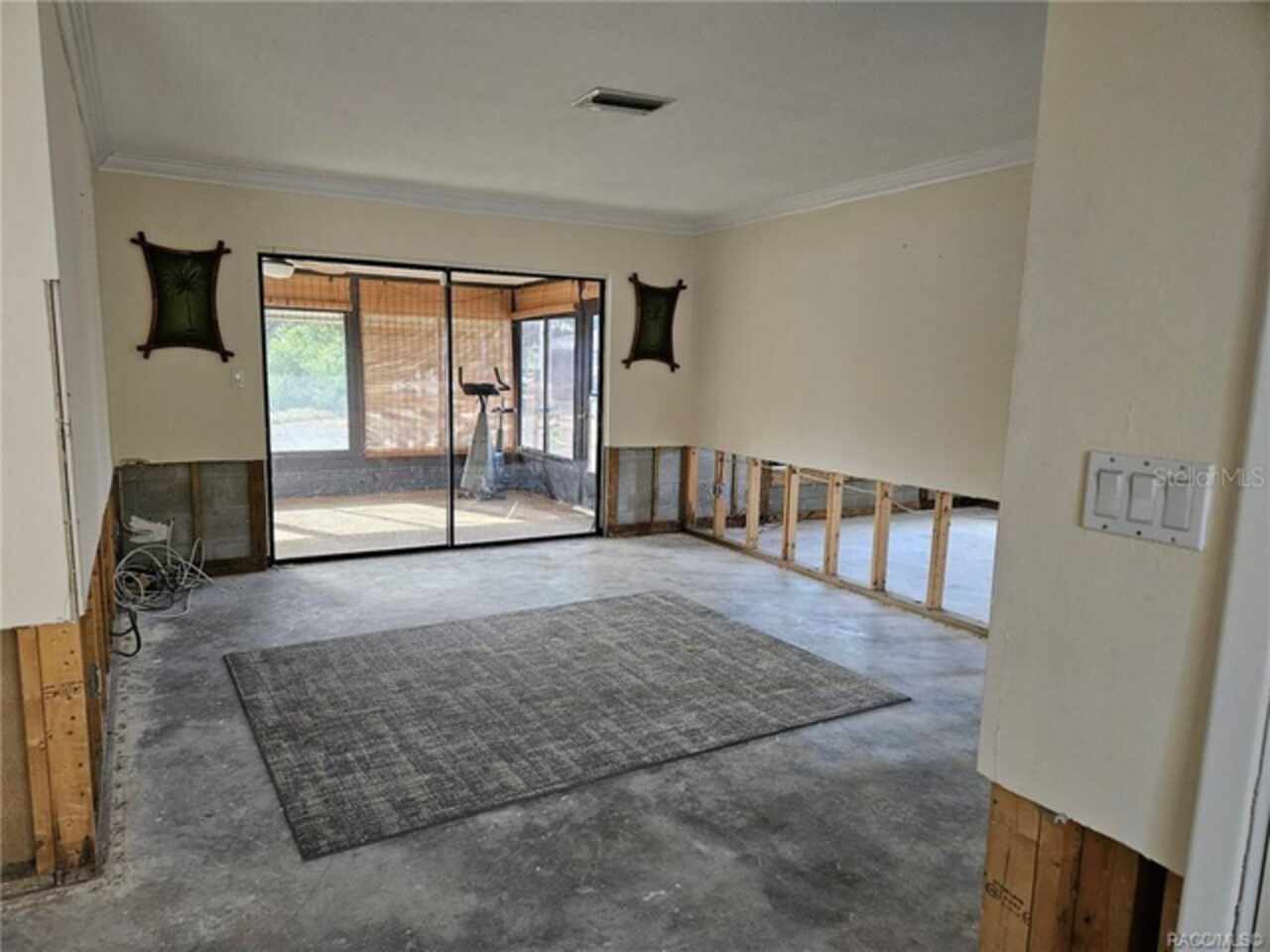 Listing Photo 7