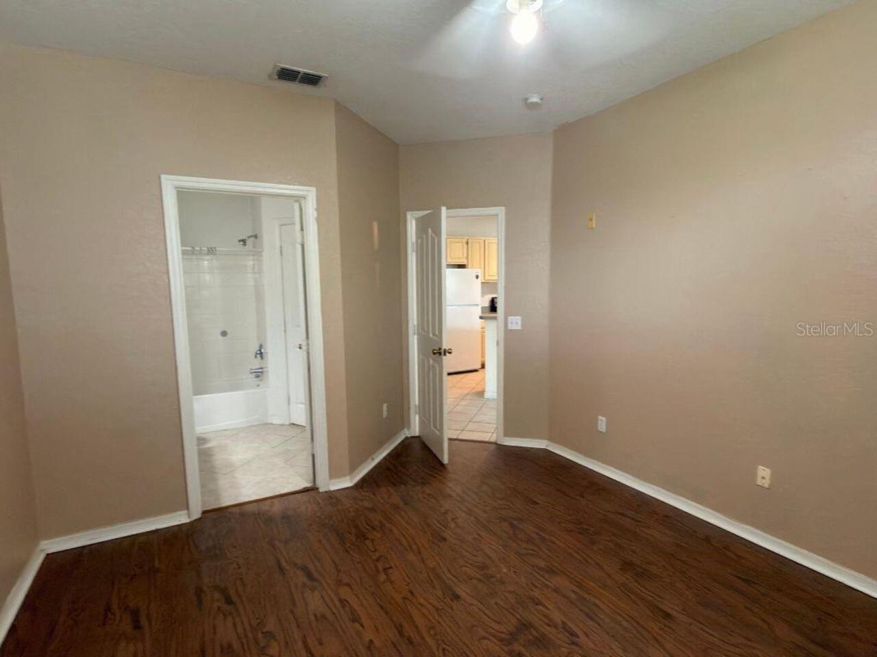 Listing Photo 7