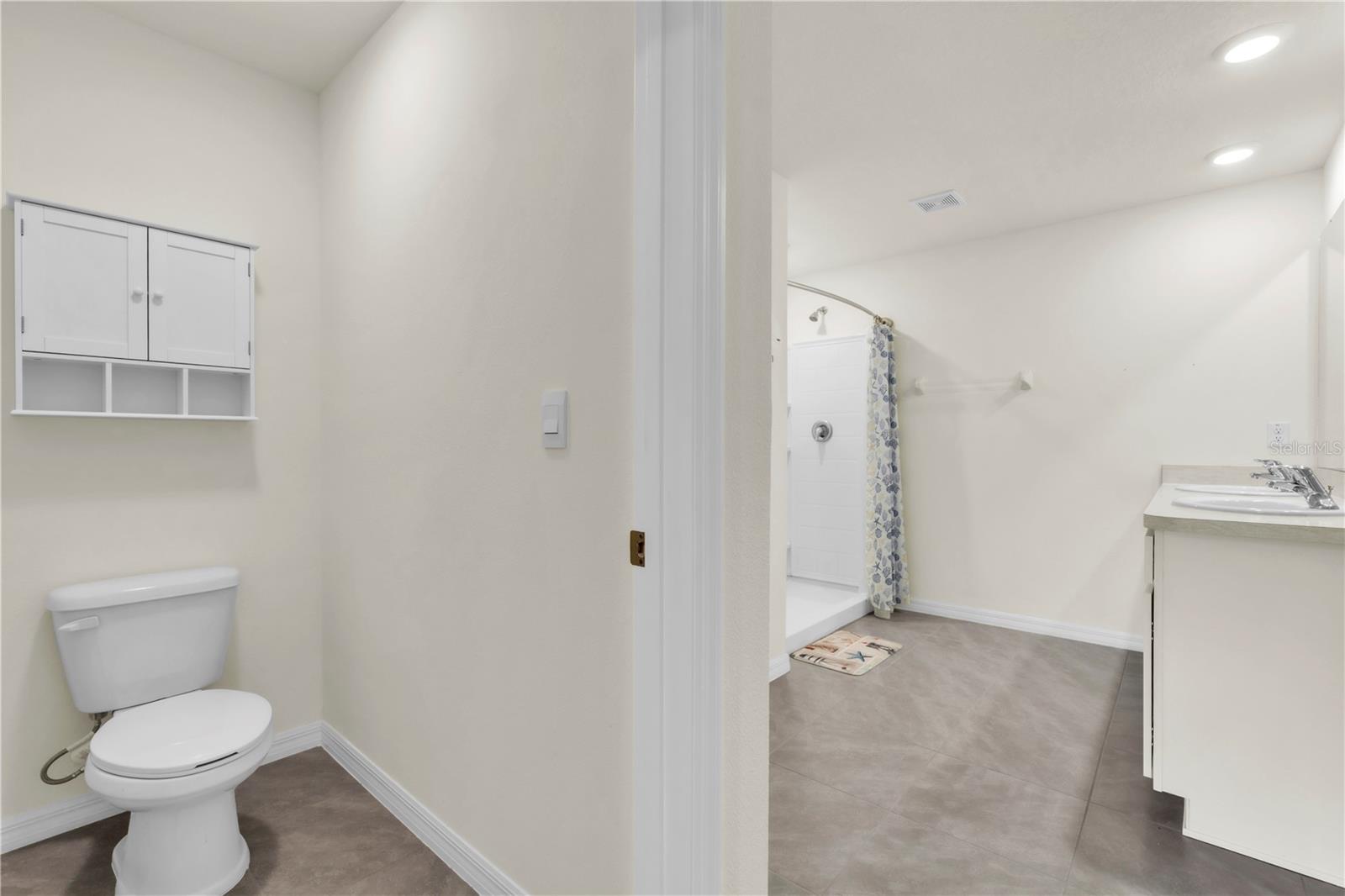 Listing Photo 14