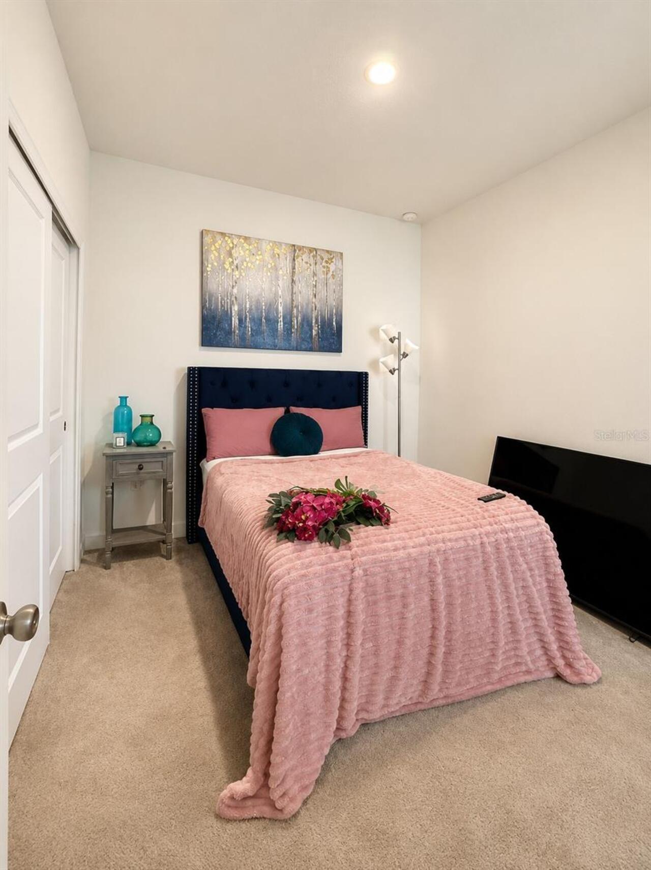 Listing Photo 8