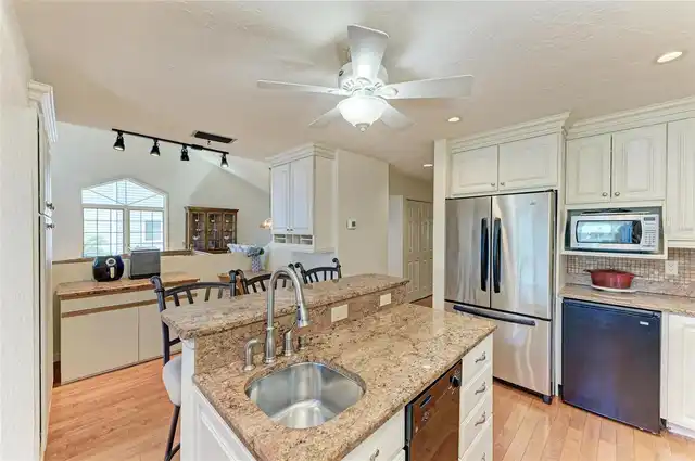 Listing Photo 27