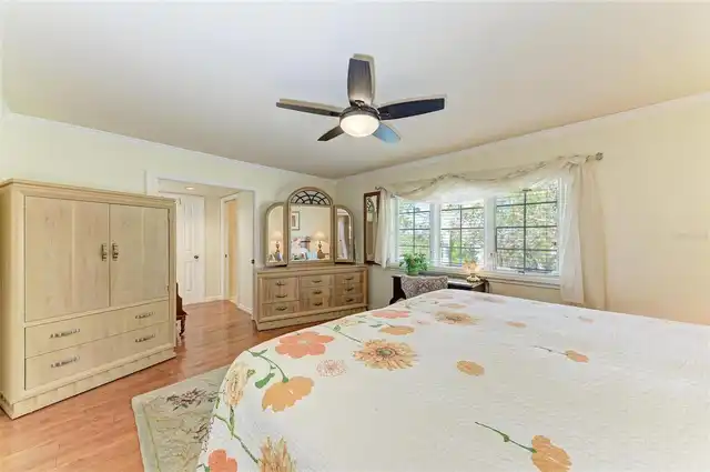 Listing Photo 37