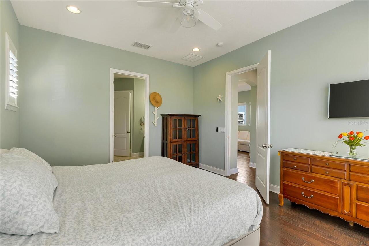 Listing Photo 23